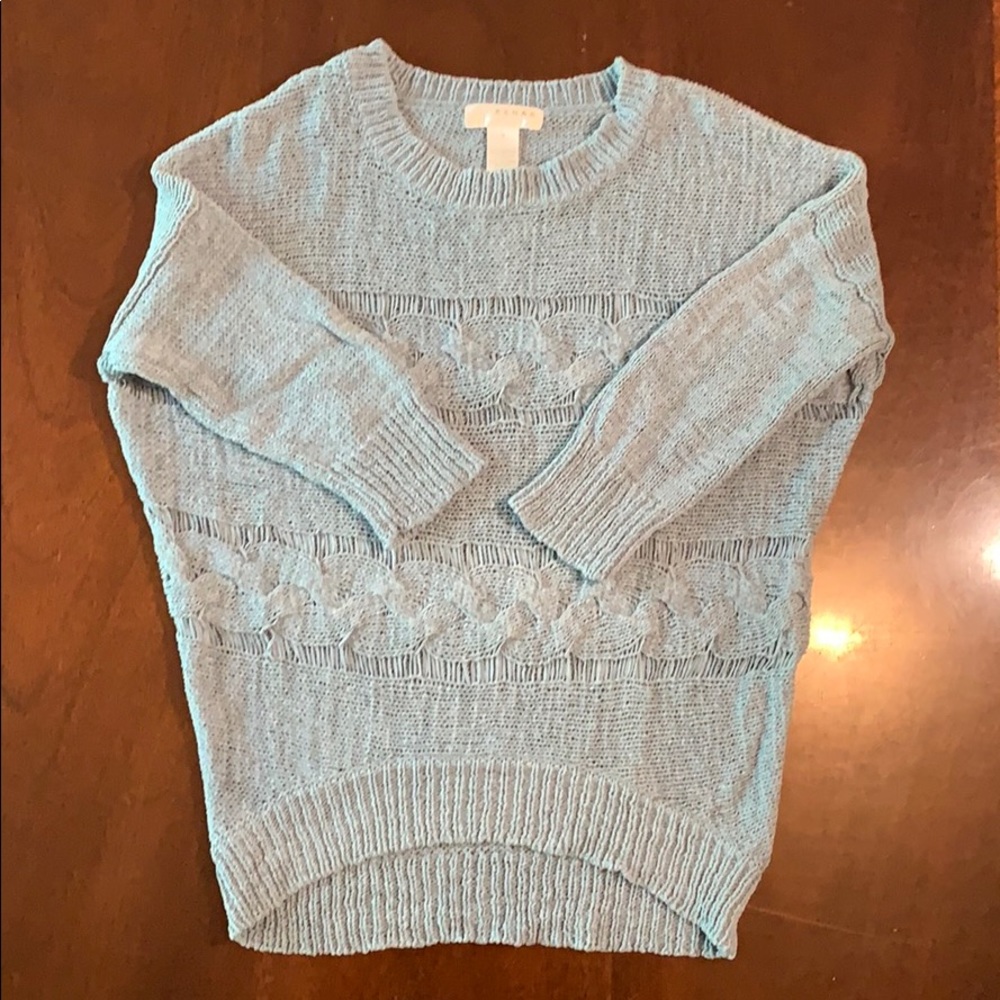 Blue knit 3/4 sleeve sweater with cable detail
